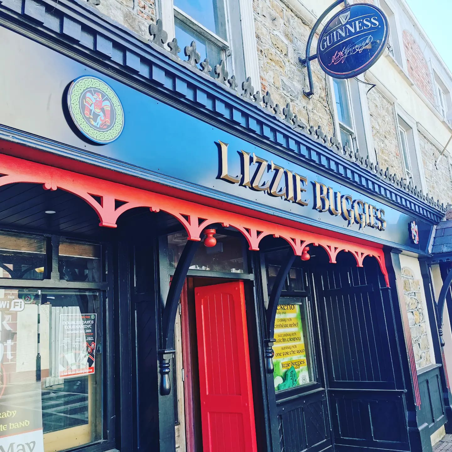 Exterior of Lizzie Buggies pub in Ballyconnell